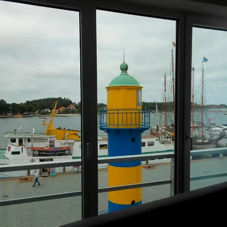 Apartmenthaus Hafenspitze Ap 20, Blickrichtung Binnenhafen Westinnenstadt *